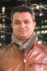 صورة المؤلف محمد حسن علوان